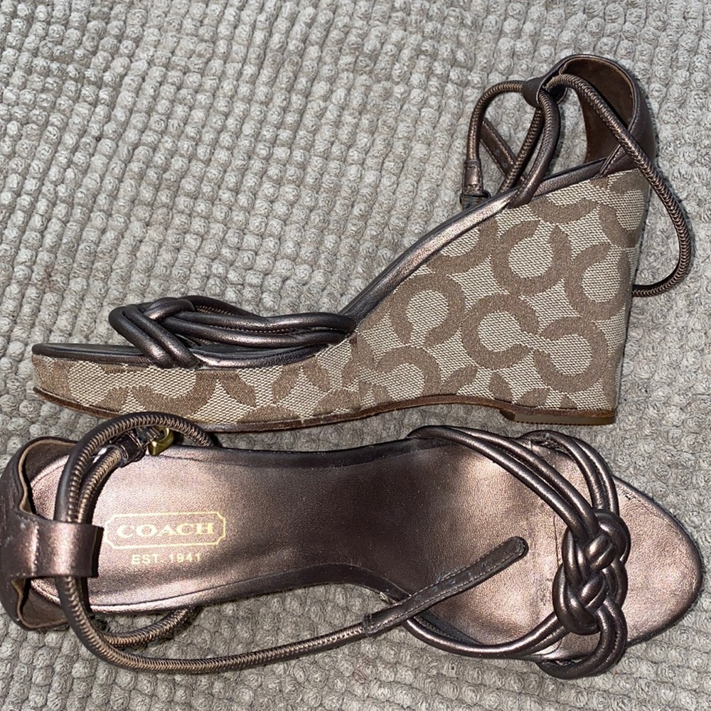 COPY - Coach Wedges